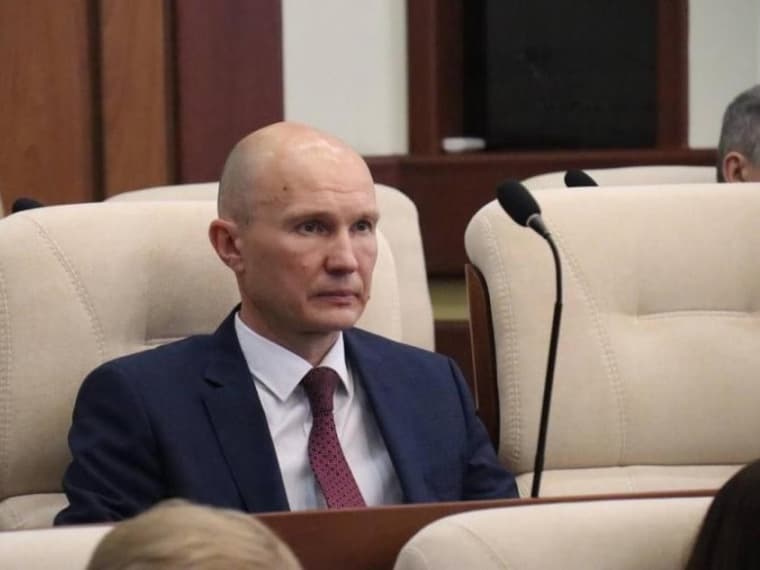 Нашла коса на камень