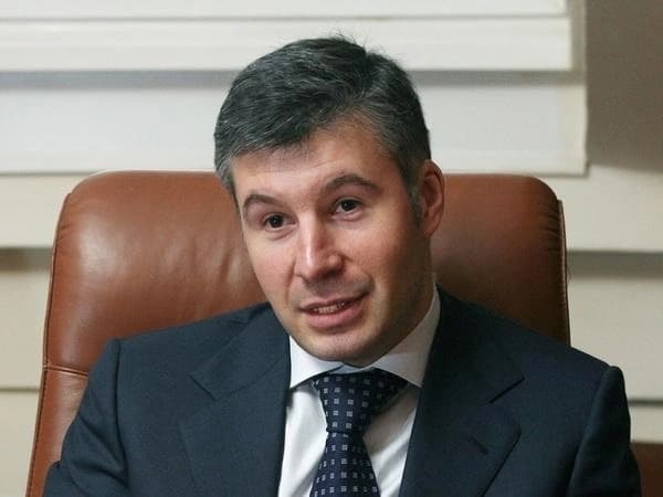 Селезнёв готовится к посадке