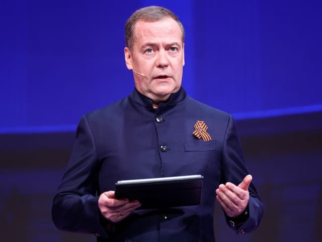 Трамп встал на тропу войны с Россией